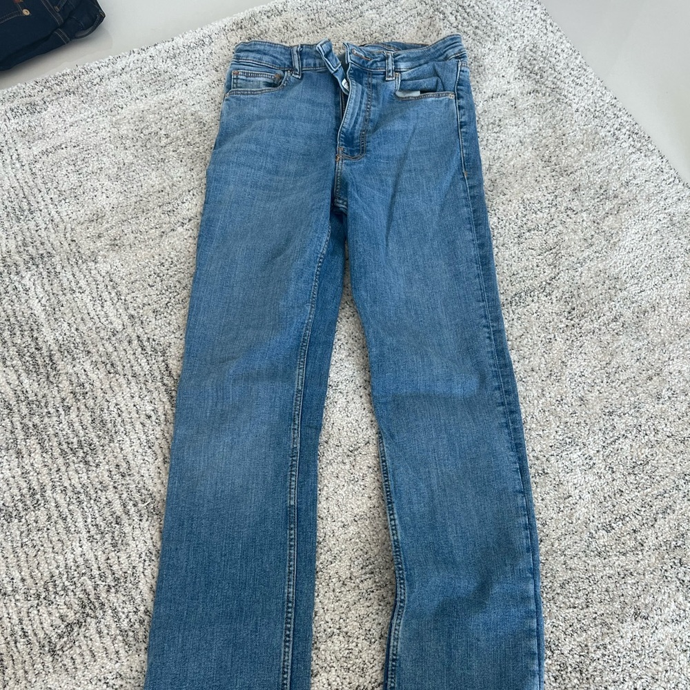 Sold out split Zara jean almost new … worn a few times